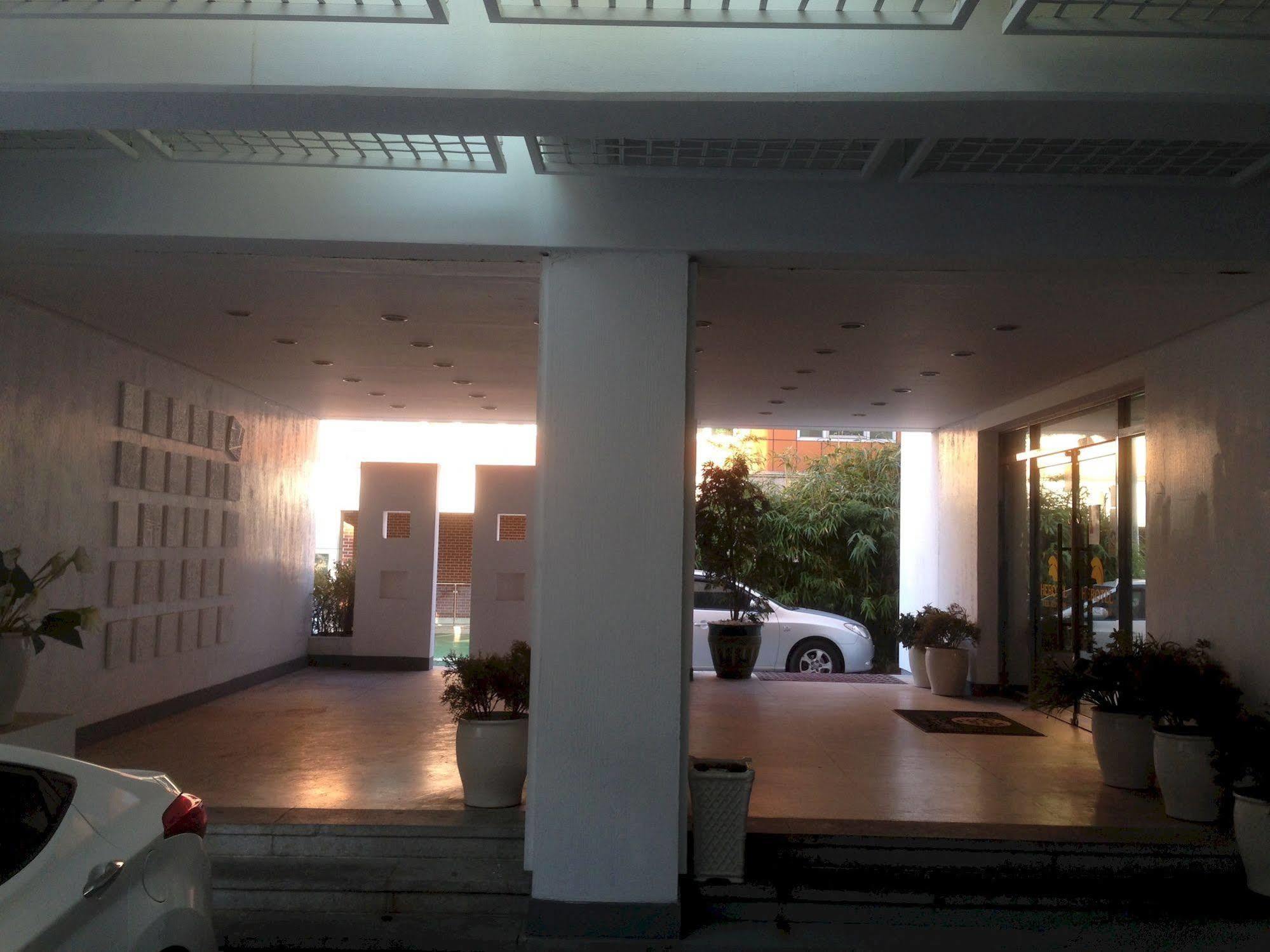 Daegu Goodstay Herotel Экстерьер фото
